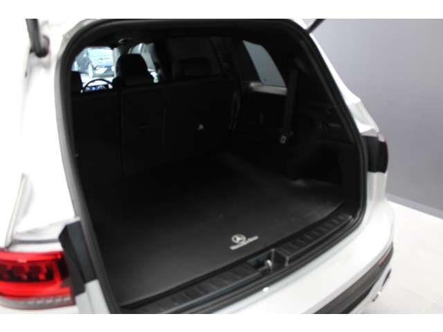 MERCEDES BENZ GLB 2023 Image 31