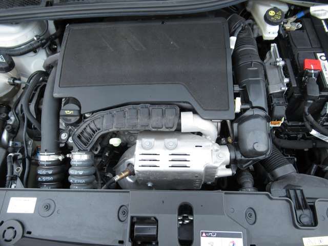 PEUGEOT 208 2022 Image 31