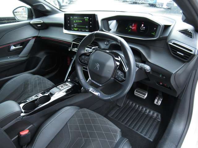 PEUGEOT 208 2022 Image 31