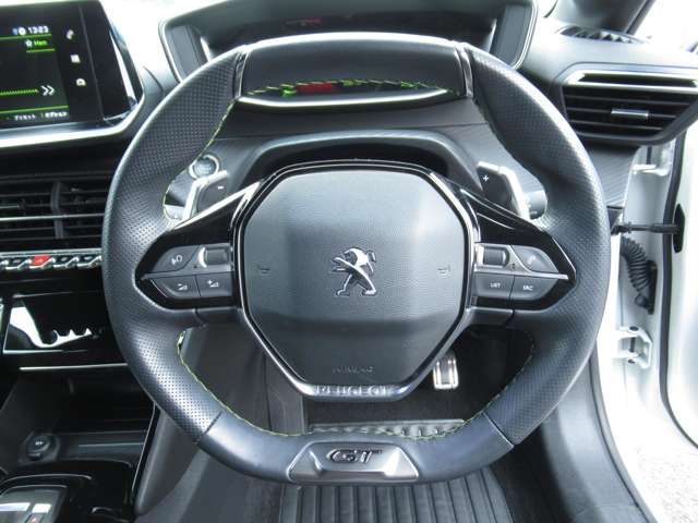 PEUGEOT 208 2022 Image 31
