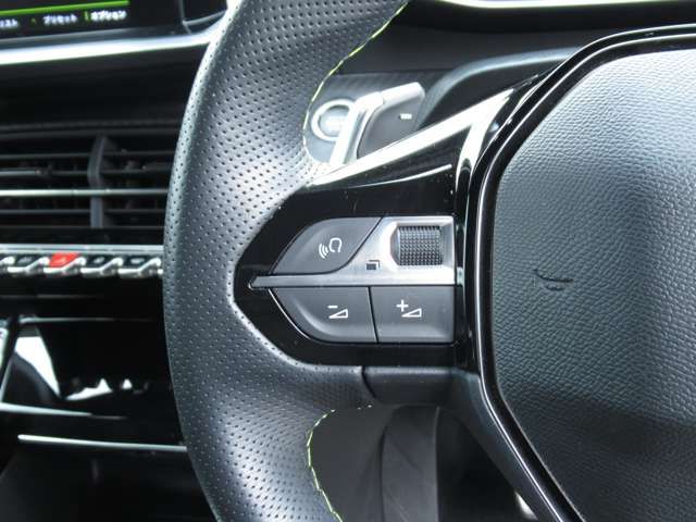 PEUGEOT 208 2022 Image 31