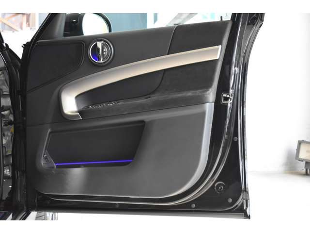 BMW MINI CROSSOVER 2021 Image 31