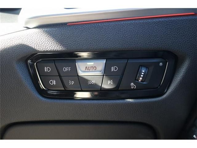 BMW 3SERIES SEDAN 2019 Image 31