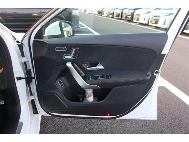 MERCEDES BENZ A CLAS 2020 Image 31