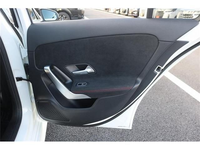 MERCEDES BENZ A CLAS 2020 Image 31