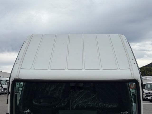 MITSUBISHI CANTER 2025 Image 31