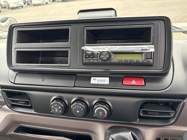 MITSUBISHI CANTER 2025 Image 31