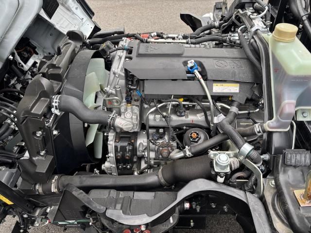 MITSUBISHI CANTER 2025 Image 31