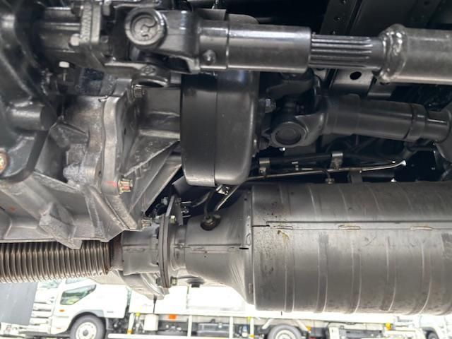 MITSUBISHI CANTER 2025 Image 31