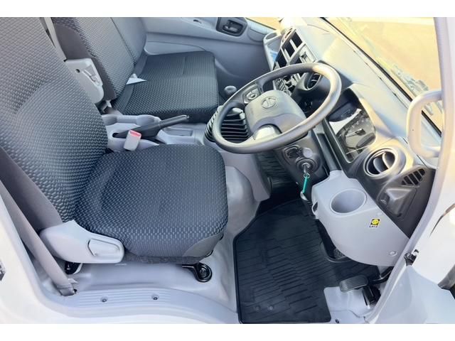 HINO DUTRO 2024 Image 31