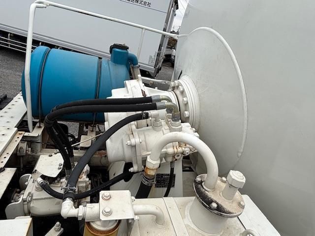 HINO PROFIA 2018 Image 31