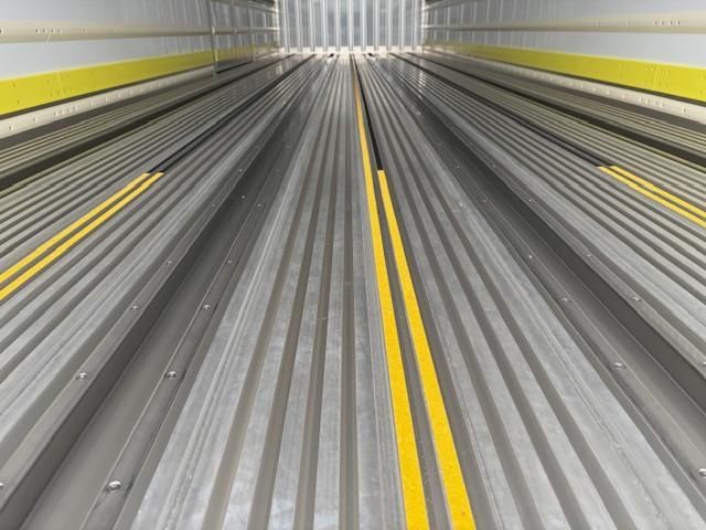 MITSUBISHI FUSOU SUPER GREAT 2025 Image 31