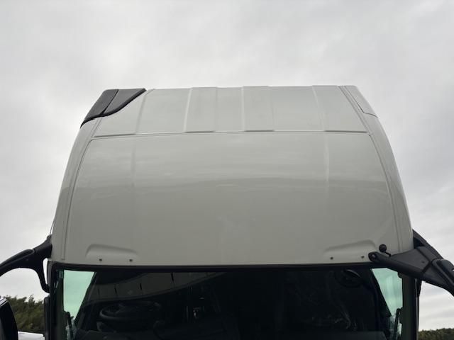 MITSUBISHI FUSOU SUPER GREAT 2025 Image 31