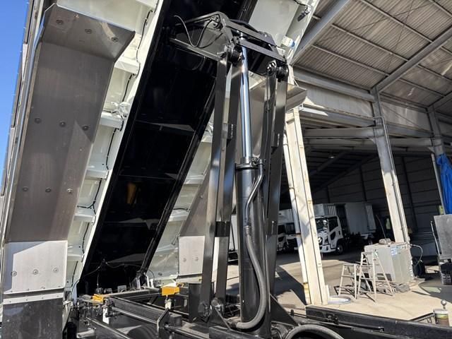 HINO PROFIA 2025 Image 31