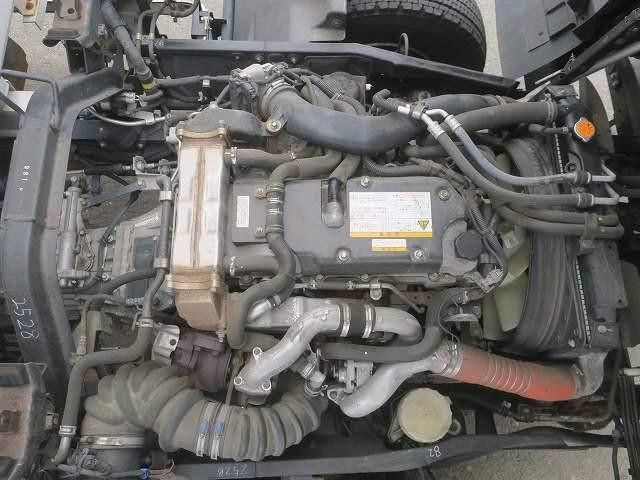 ISUZU FORWARD 2018 Image 31