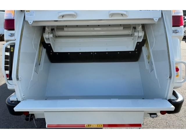 MITSUBISHI CANTER 2025 Image 31