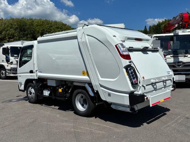MITSUBISHI CANTER 2025 Image 31
