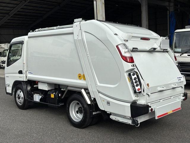 MITSUBISHI CANTER 2025 Image 31