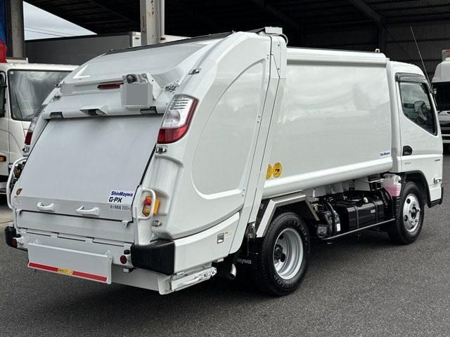 MITSUBISHI CANTER 2025 Image 31