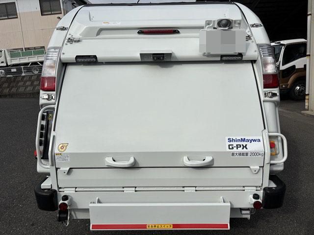 MITSUBISHI CANTER 2025 Image 31