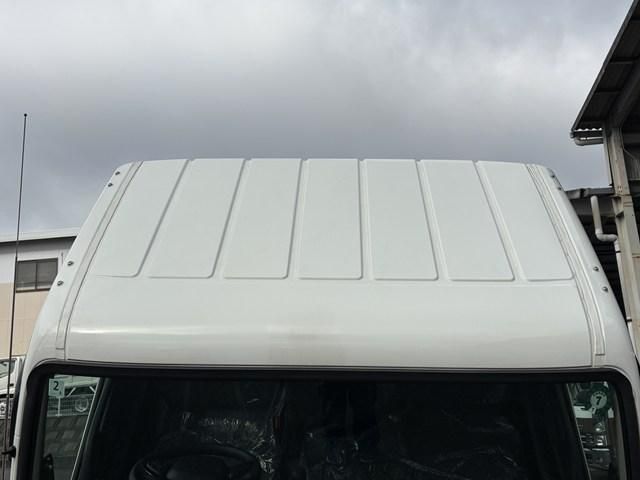 MITSUBISHI CANTER 2025 Image 31