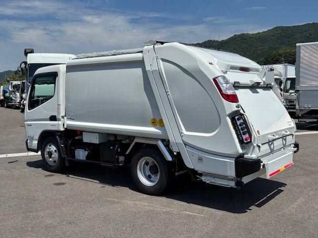 MITSUBISHI CANTER 2025 Image 31