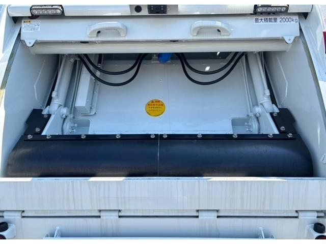 MITSUBISHI CANTER 2025 Image 31