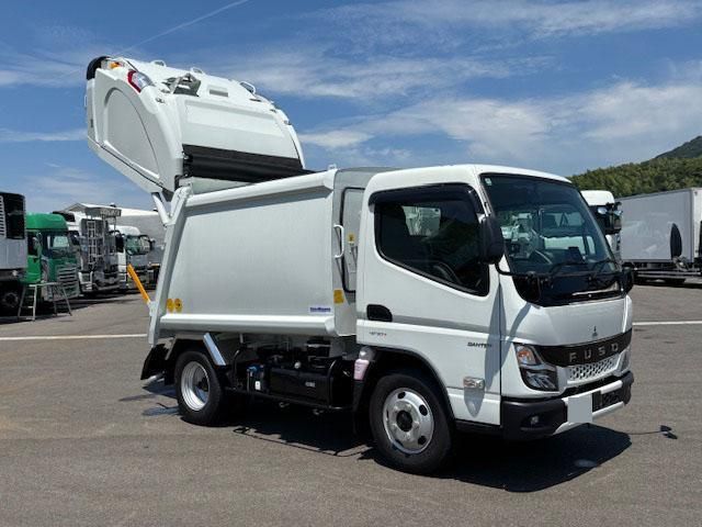 MITSUBISHI CANTER 2025 Image 31