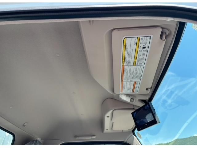 MITSUBISHI CANTER 2025 Image 31