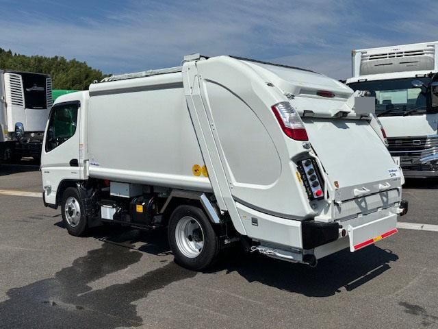 MITSUBISHI CANTER 2025 Image 31