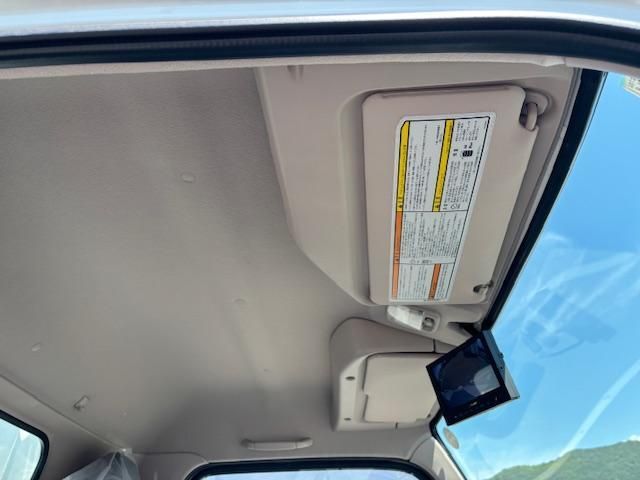 MITSUBISHI CANTER 2025 Image 31