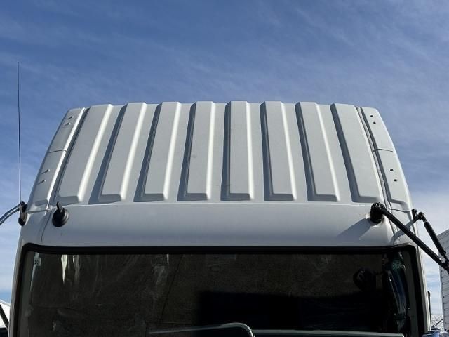 MITSUBISHI FUSOU FIGHTER 2024 Image 31