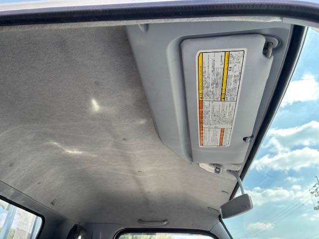 MITSUBISHI CANTER 2023 Image 31