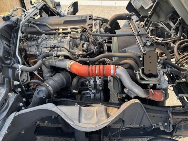 MITSUBISHI CANTER 2023 Image 31