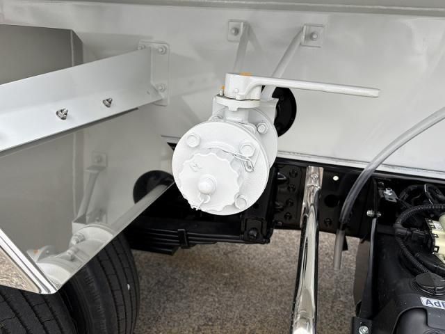 MITSUBISHI CANTER 2025 Image 31