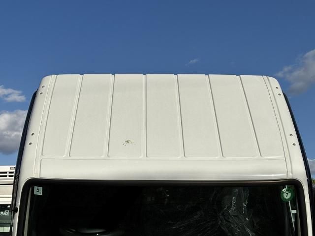 MITSUBISHI CANTER 2025 Image 31