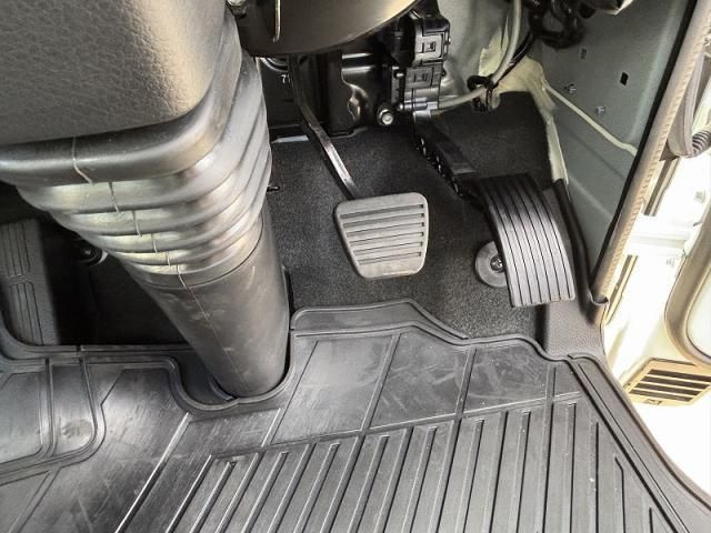 MITSUBISHI CANTER 2025 Image 31