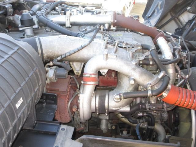 ISUZU GIGA 2018 Image 31