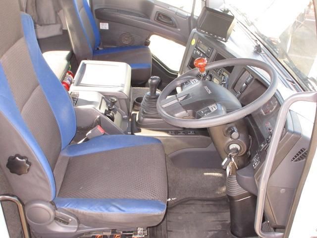 ISUZU GIGA 2018 Image 31