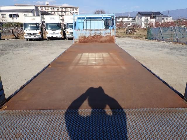 MITSUBISHI FUSOU FIGHTER 2014 Image 31