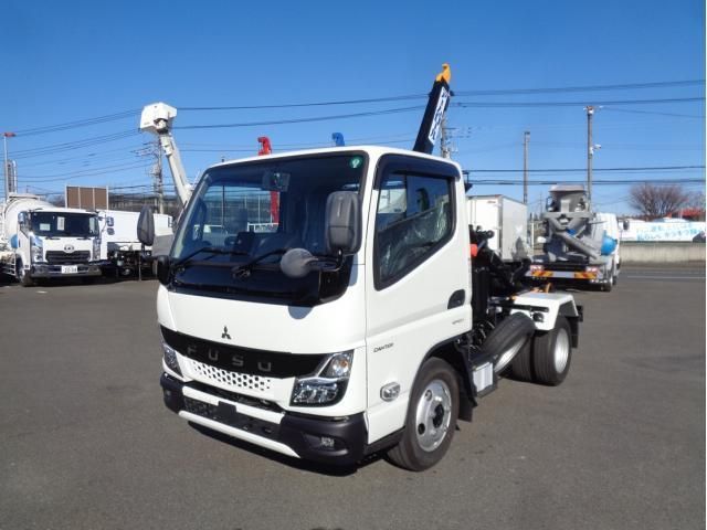 MITSUBISHI CANTER 2024 Image 31