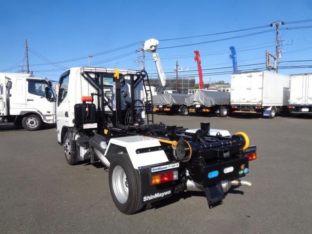 MITSUBISHI CANTER 2024 Image 31