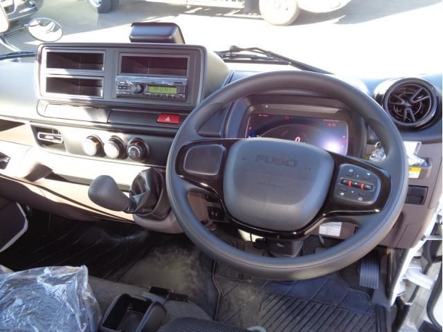 MITSUBISHI CANTER 2024 Image 31