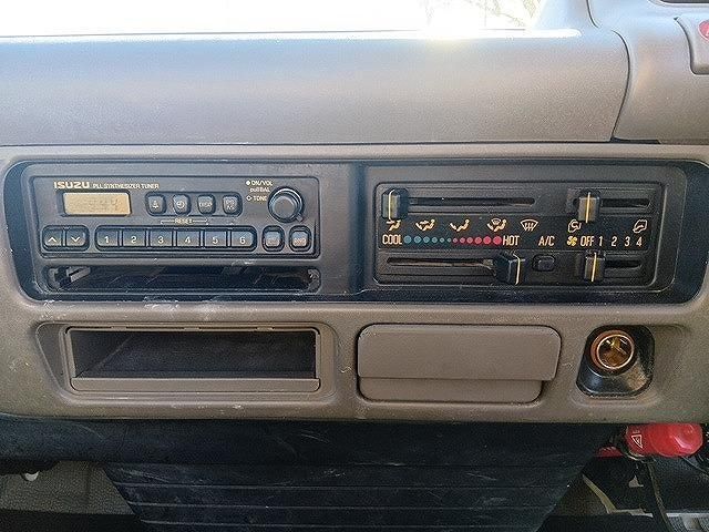 ISUZU ELF 1994 Image 31