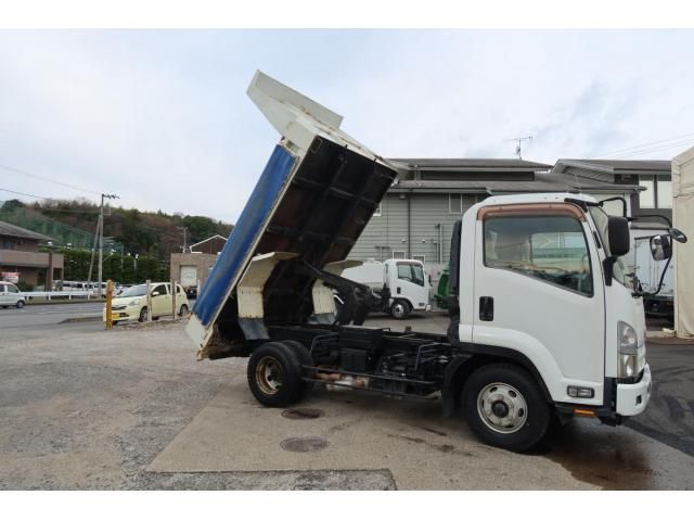 ISUZU FORWARD 2014 Image 31