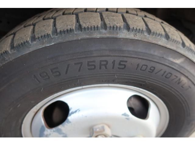 HINO DUTRO 2019 Image 31