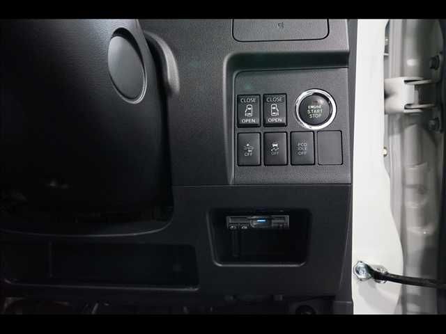 DAIHATSU TANTO CUSTOM 2016 Image 31