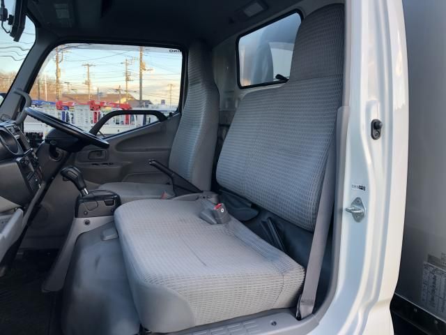 HINO DUTRO 2015 Image 31