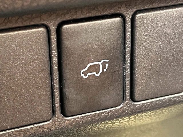 TOYOTA HARRIER 2WD 2016 Image 31