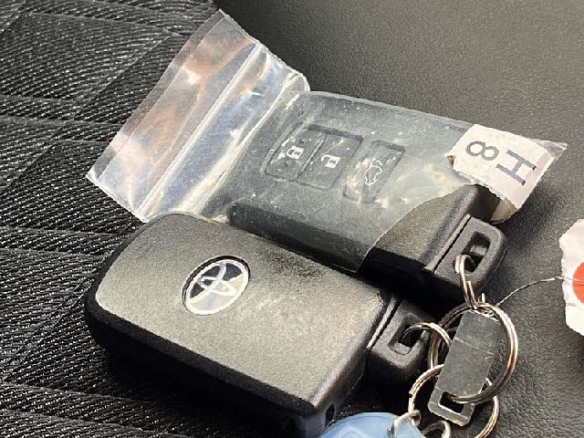 TOYOTA HARRIER 2WD 2016 Image 31